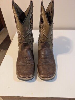Boys Cowboy boots, size 3